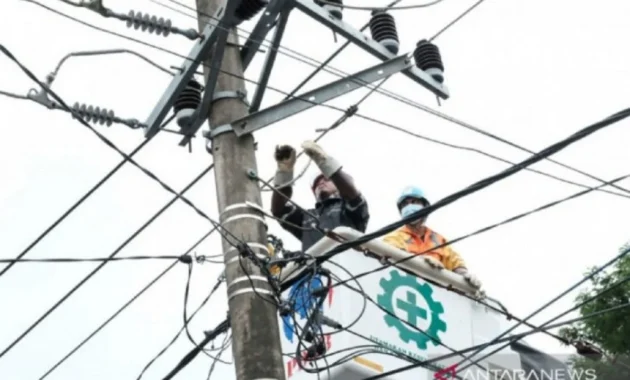 PLN Sukses Pulihkan 100% Listrik Jakarta Usai Gangguan Hebat, Warga Kembali Normal PLN Sukses Pulihkan 100% Listrik Jakarta Usai Gangguan Hebat, Warga Kembali Normal
