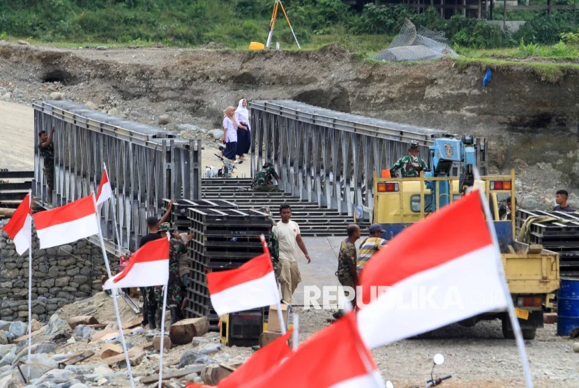 Polda Riau Percepat Akses Pelosok: 42 Jembatan Selesai, Kolaborasi Polisi Tingkat Nasional, dan Dampak Sosial di Kepulauan Riau