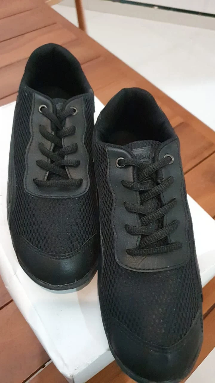 Polemik Harga Sepatu Sekolah Rakyat Rp 700 Ribu, Komisi VIII Desak Kemensos Transparan