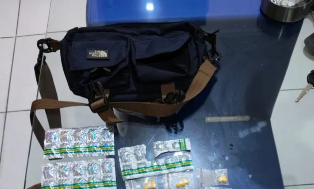Polisi Ungkap dan Sita Ratusan Butir Hasil Peredaran Obat Keras di Cikarang