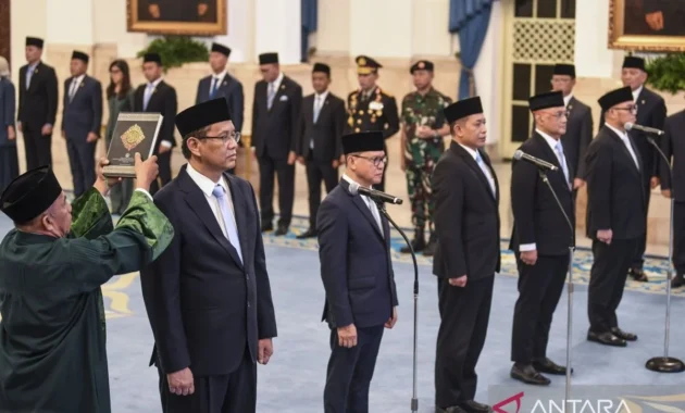 Politik Sepekan: Reshuffle Kabinet hingga Persiapan Hari Buruh Internasional