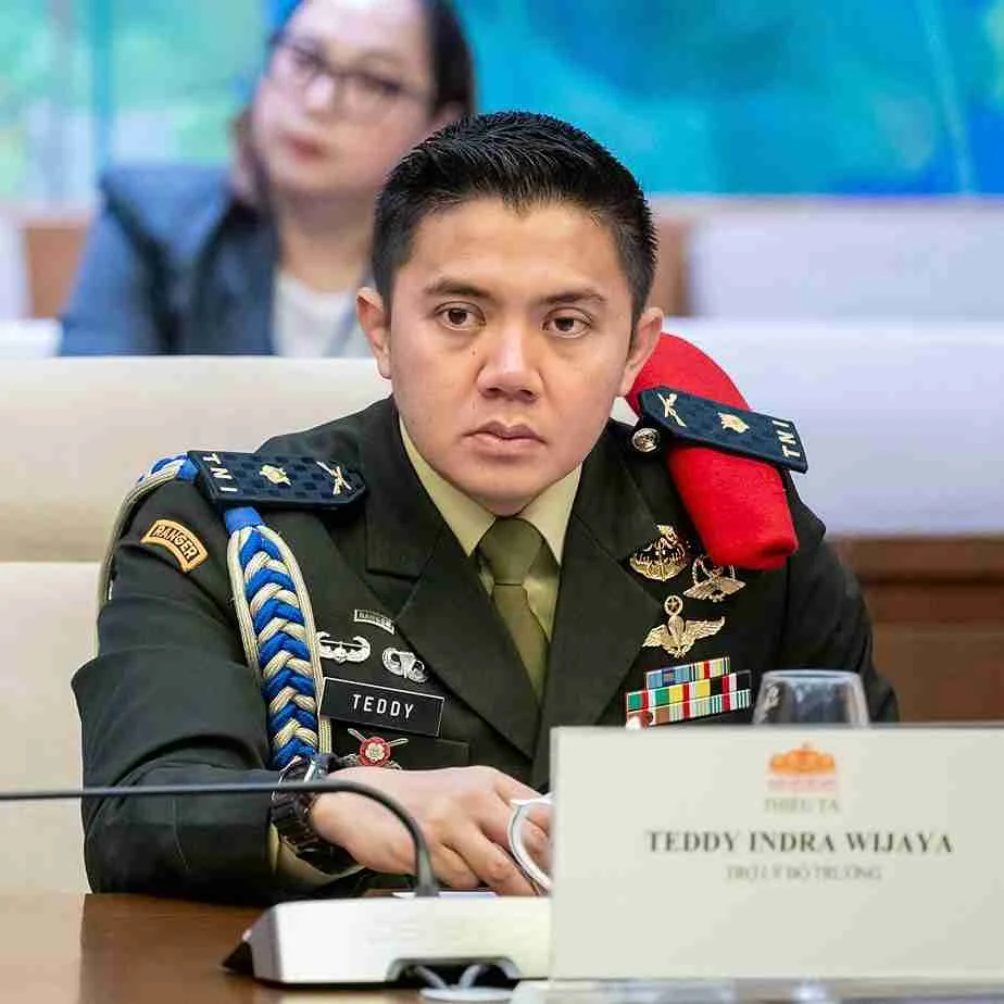 Popularitas Teddy Indra Wijaya Melejit: Analisis Hensa Ungkap Figur Publik Nasional