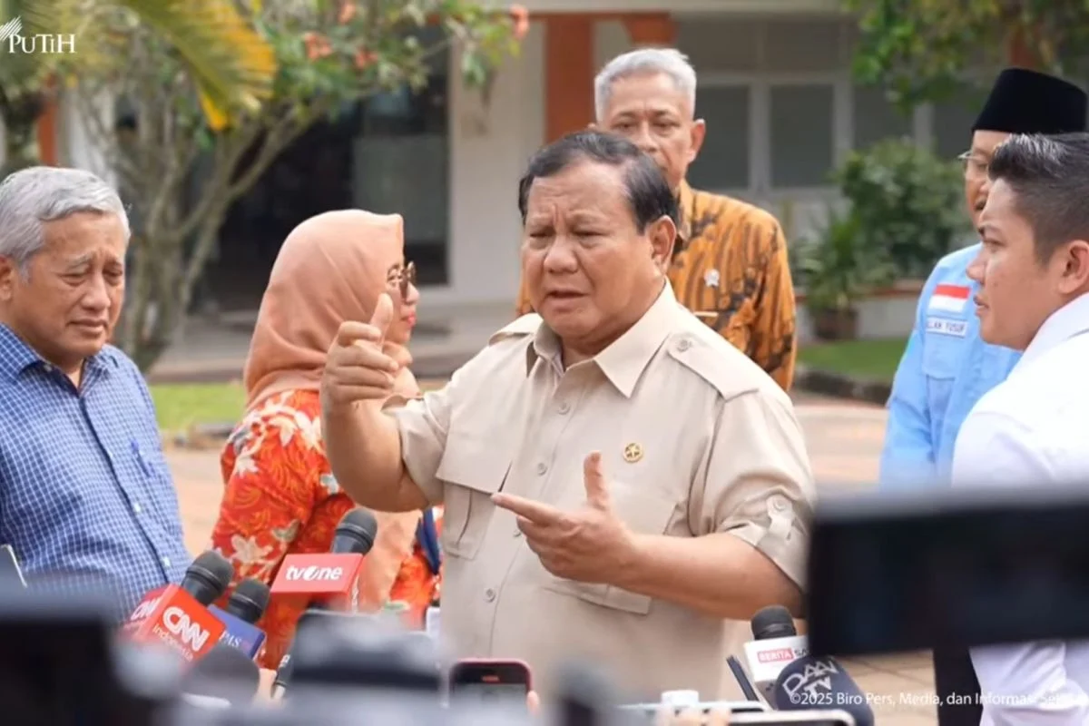 Prabowo Bakal Bagi-bagi Layar Pintar, Guru Tak Masuk Bisa Dipantau Langsung dari Jakarta