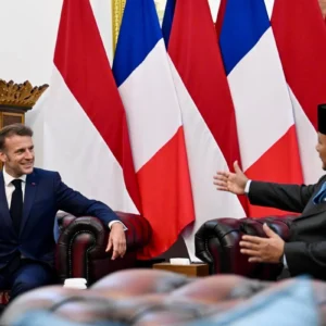 Prabowo Kembali ke Perancis, Penuhi Undangan Presiden Macron