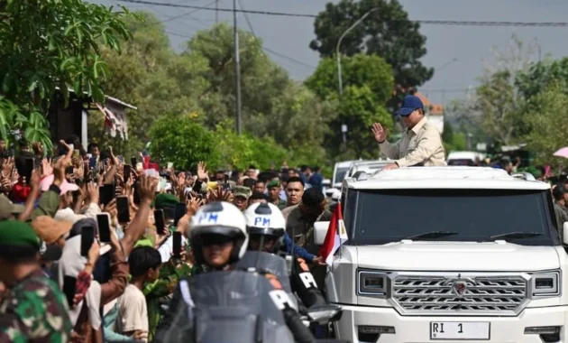 Prabowo Minta Pindad Rancang Khusus Mobil Kepresidenan untuk Sapa Rakyat