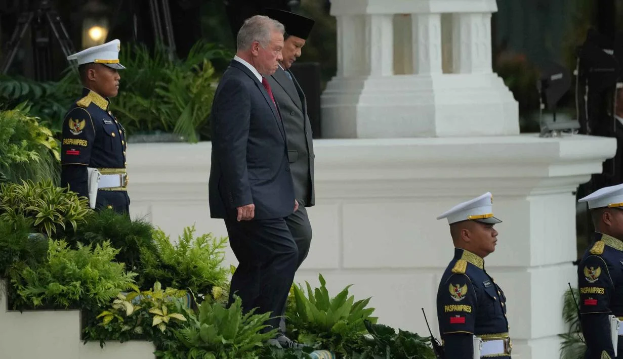 Prabowo Sambut Upacara Kenegaraan di Les Invalides, Simbol Kebanggaan Bilateral