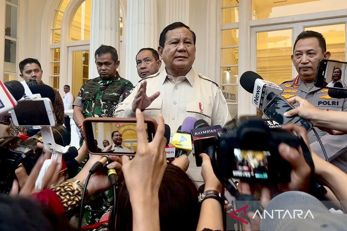 Prabowo soal Pelemahan Rupiah Tak Berdampak ke Orang Desa, Pengamat UGM: Statement Gegabah!