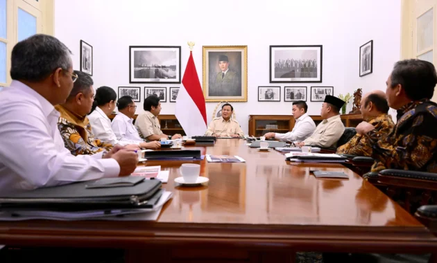 Prabowo Tunda Pembangunan Kantor, Fokus pada Program Pro Rakyat