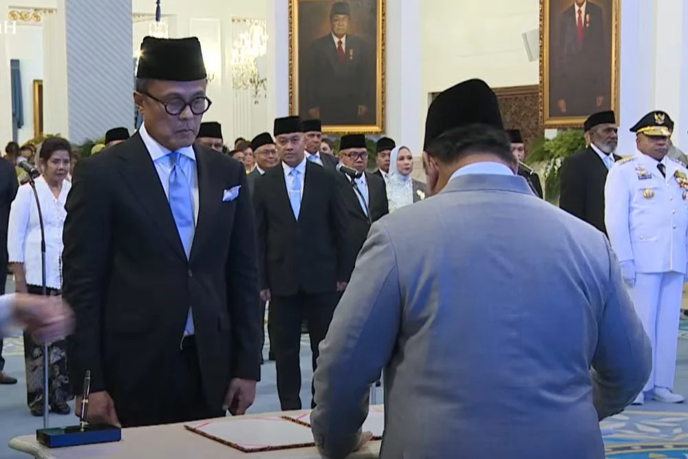Prabowo Tunjuk Dony Oskaria Kelola Aset BUMN dan Danantara