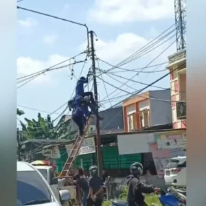 Pria Tewas Tersengat Listrik Saat Mencuri Kabel di Tamansari