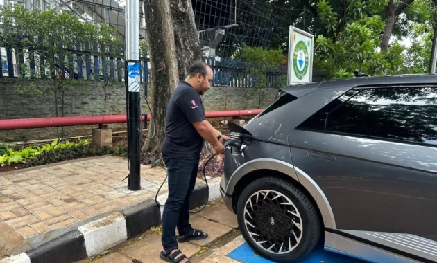 Purbaya Buka-bukaan Alasan Pemerintah Genjot Insentif Kendaraan Listrik