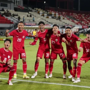 RCTI Siapkan Live Streaming Spektakuler: Timnas U-17 vs Jepang & Jadwal Bola Malam Ini!