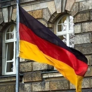 Ribuan Siswa di Hamburg Protes Reaktualisasi Wajib Militer