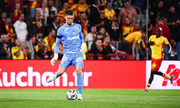 Robin Risser dan RC Lens Menjadi Sorotan Utama: Dari Gelar Ligue 1 hingga Pilihan Tiga Timnas Prancis di Piala Dunia 2026 Robin Risser dan RC Lens Menjadi Sorotan Utama: Dari Gelar Ligue 1 hingga Pilihan Tiga Timnas Prancis di Piala Dunia 2026