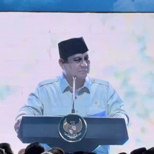 Rupiah Anjlok, Prabowo: Rakyat di Desa Tak Pakai Dolar AS