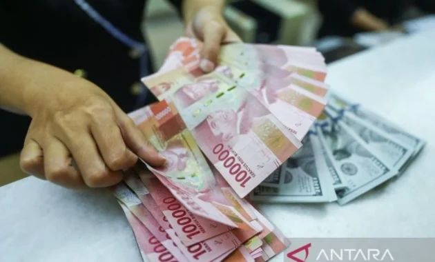 Rupiah Cetak Rekor Terlemah: Tekanan Global dan Kebijakan Domestik Membayangi Stabilitas Nilai Tukar