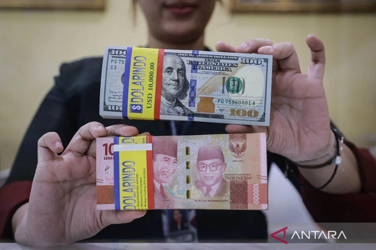 Rupiah Melemah ke Rp17.795,50: Analisis Sentimen Ekonomi Domestik dan Pengaruh Global pada 26 Mei 2026