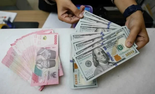 Rupiah Pekan Depan Diramal Masih di Atas Rp17.000 per Dolar AS Rupiah Pekan Depan Diramal Masih di Atas Rp17.000 per Dolar AS