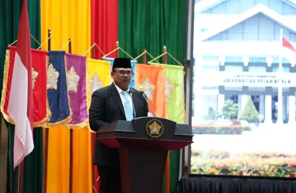 Safrizal Tekankan Amanah Intelektual dalam Pengukuhan Profesor USK