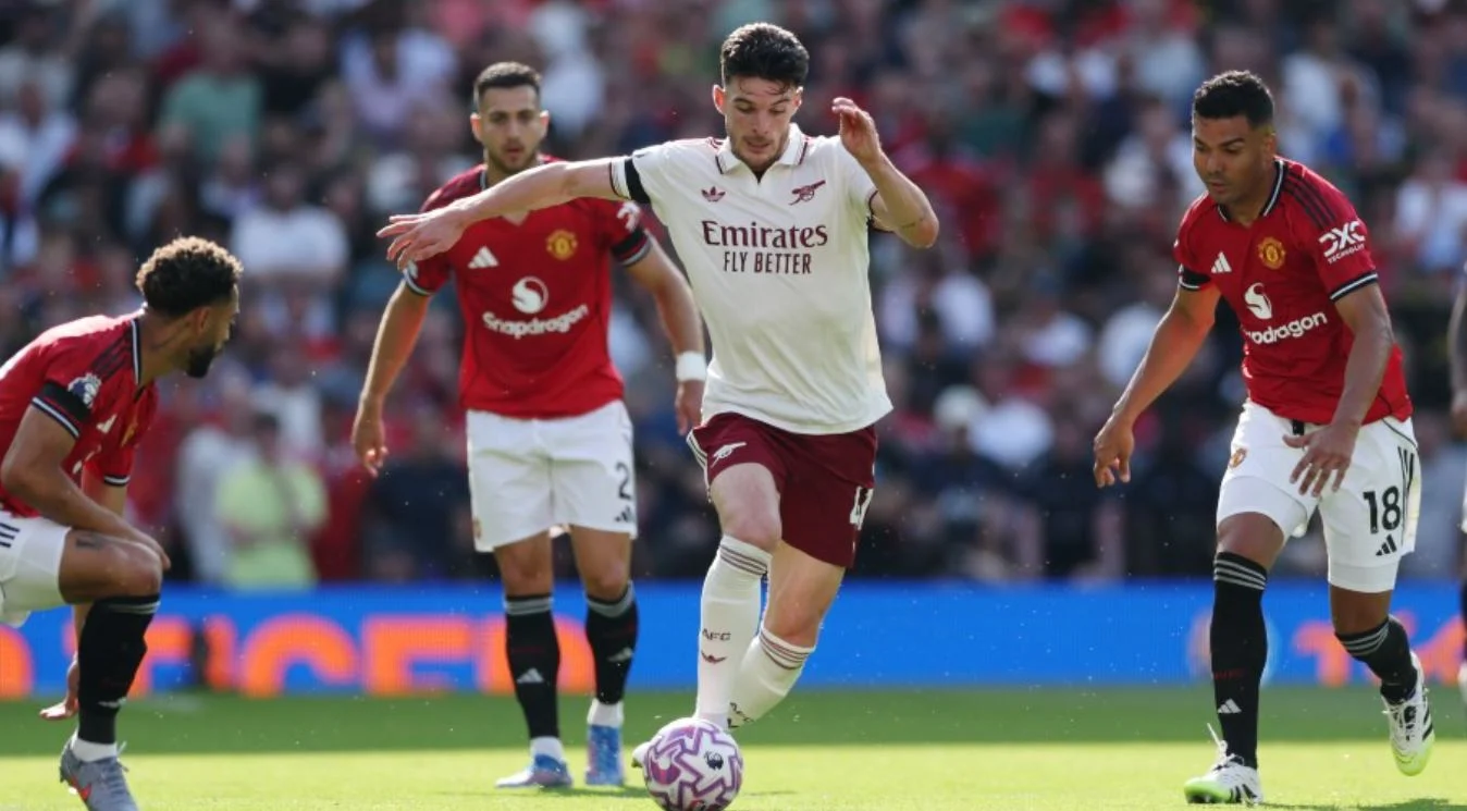Salah Absen, Carrick Didekati, dan Krisis Transfer: Drama Old Trafford Menjelang Akhir Musim Premier League
