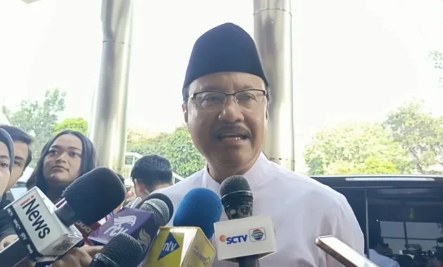 Sambangi KPK, Gus Ipul Minta Nasihat hingga Kritik Pengadaan di Sekolah Rakyat