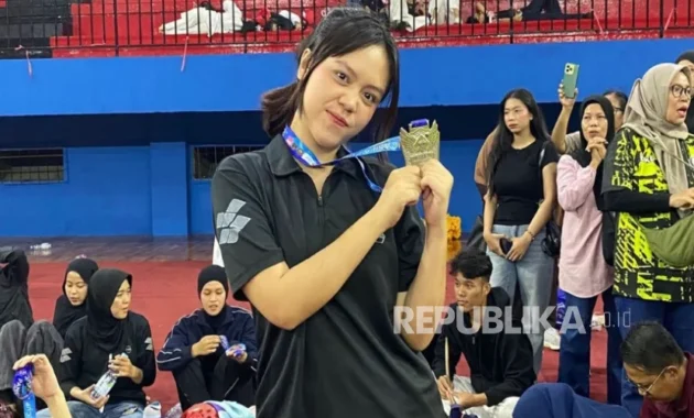 Sambil Kejar Skripsi, Ananda Hikmawati Raih Medali Perak Pancasila Cup 2 Sambil Kejar Skripsi, Ananda Hikmawati Raih Medali Perak Pancasila Cup 2