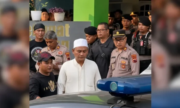 Santriwati Pekalongan Klaim Hamil Tanpa Hubungan Badan, Kiai Ternyata Sering Minta Pijat dan Pegang Alat Vital Santriwati Pekalongan Klaim Hamil Tanpa Hubungan Badan, Kiai Ternyata Sering Minta Pijat dan Pegang Alat Vital