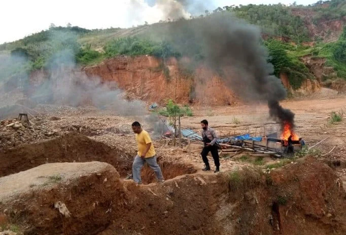 Satgas PKH Tangkap 16 Warga Negara Tiongkok di Gunung Botak, Bongkar Praktik Prostitusi dan Penjualan Miras