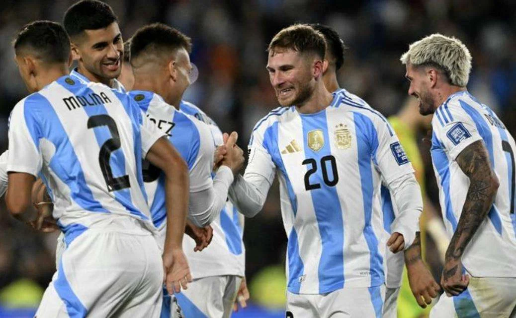 Scaloni Siapkan Skuad Argentina 2026: Messi, Tekanan, dan Dinamika di Balik Layar