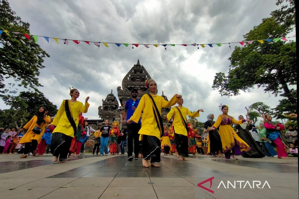 Sendratari Api Suci Sinta: Menyambut Budaya Nusantara di TMII