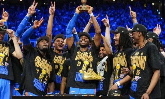 Shai Gilgeous-Alexander Raih Gelar MVP NBA Selama Dua Musim Beruntun Shai Gilgeous-Alexander Raih Gelar MVP NBA Selama Dua Musim Beruntun