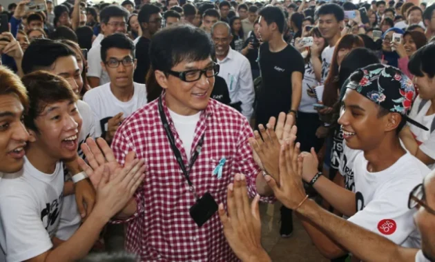 Skandal Keluarga Aktor Hong Kong, Inovasi Kesehatan Nasional, dan Gejolak Pasar – Semua Terjadi dalam Satu Hari di Hong Kong!