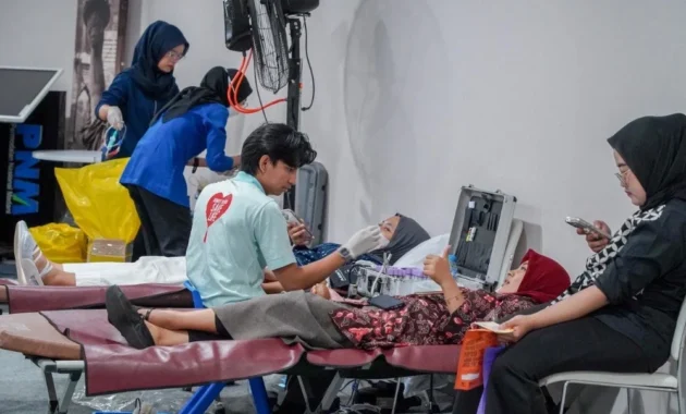 Solidaritas Sosial Menjadi Wajah Budaya Kerja di PNM Solidaritas Sosial Menjadi Wajah Budaya Kerja di PNM