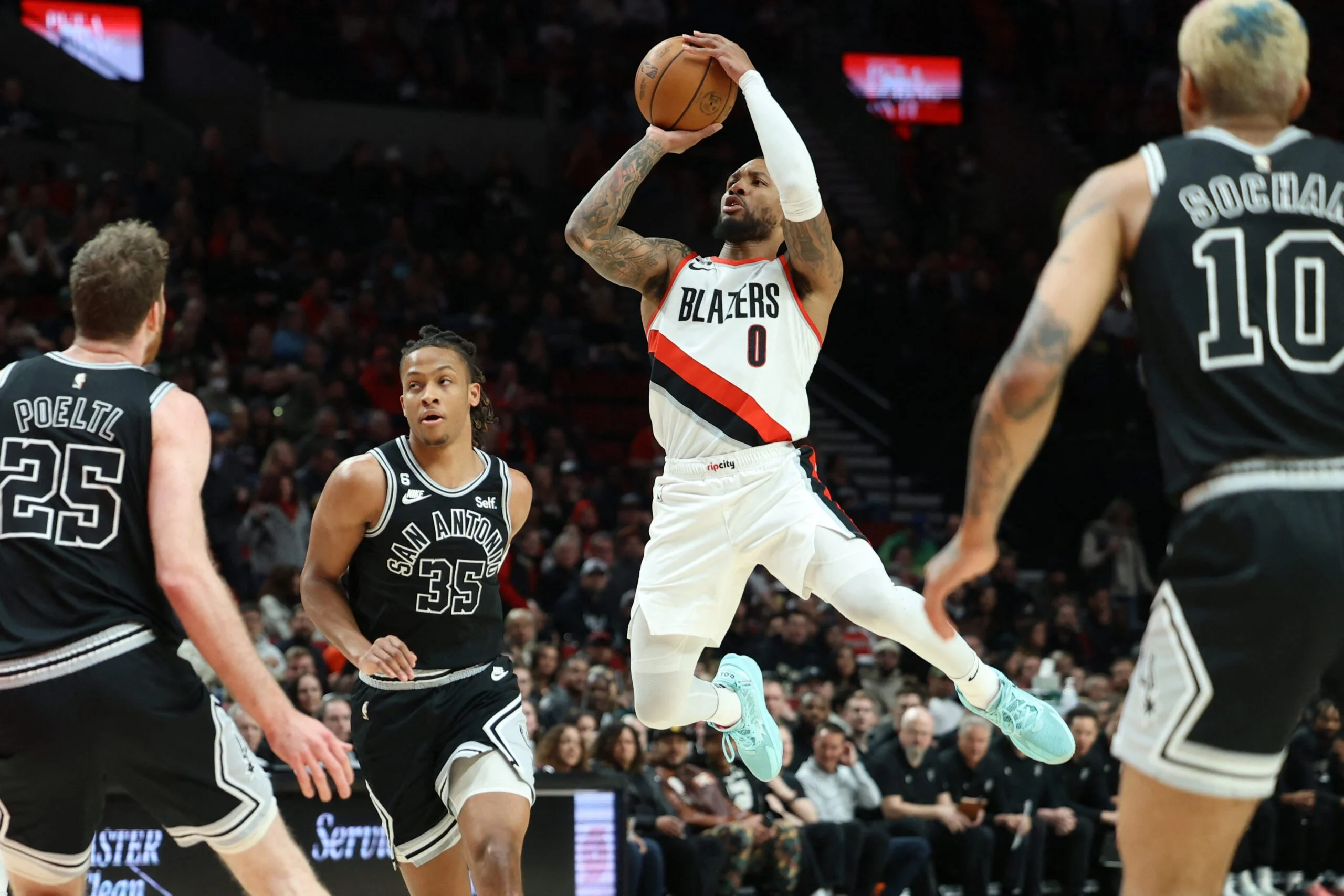 Spurs Tunjukkan Dominasi, Sementara Trail Blazers Gelisah Cari Pelatih Pengganti Lillard