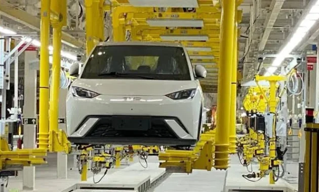 Stellantis dan Dongfeng Bentuk JV di Rennes: Pabrik Mobil Listrik Mewah Siap Bypass Tarif UE