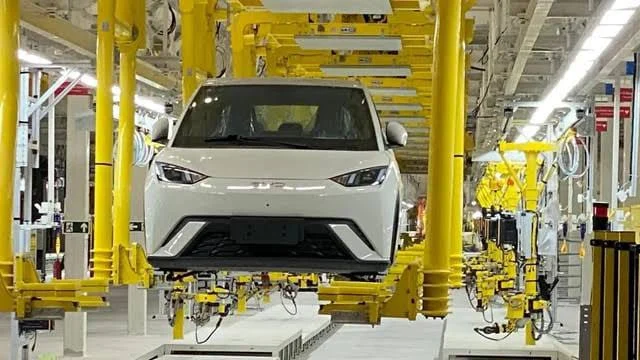 Stellantis dan Dongfeng Bentuk JV di Rennes: Pabrik Mobil Listrik Mewah Siap Bypass Tarif UE