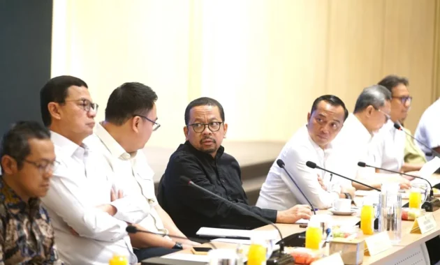 Terungkap! Kepala Staf Kepresidenan Dudung Abdurachman Gencar Awasi MBG dan SPMB, Apa Dampaknya bagi Publik?