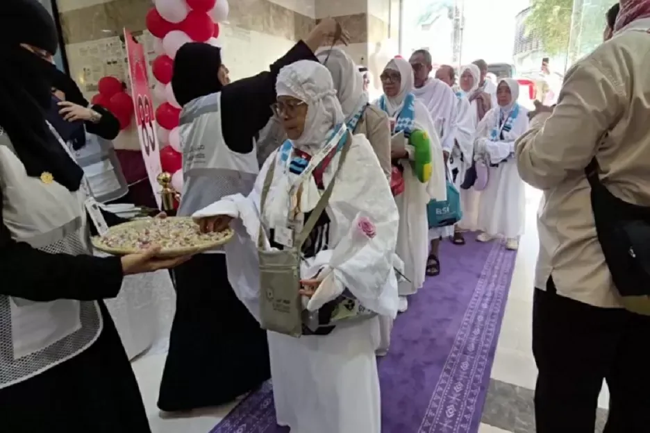 Tiga Kloter Jemaah Haji Tiba di Jeddah, Petugas Sektor 3 Makkah Dipecah untuk Cegah Penumpukan