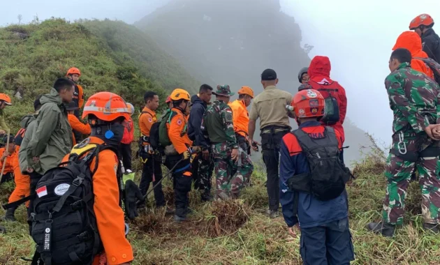 Tim SAR Gabungan Temukan Jasad Dua WNA Korban Erupsi Gunung Dukono