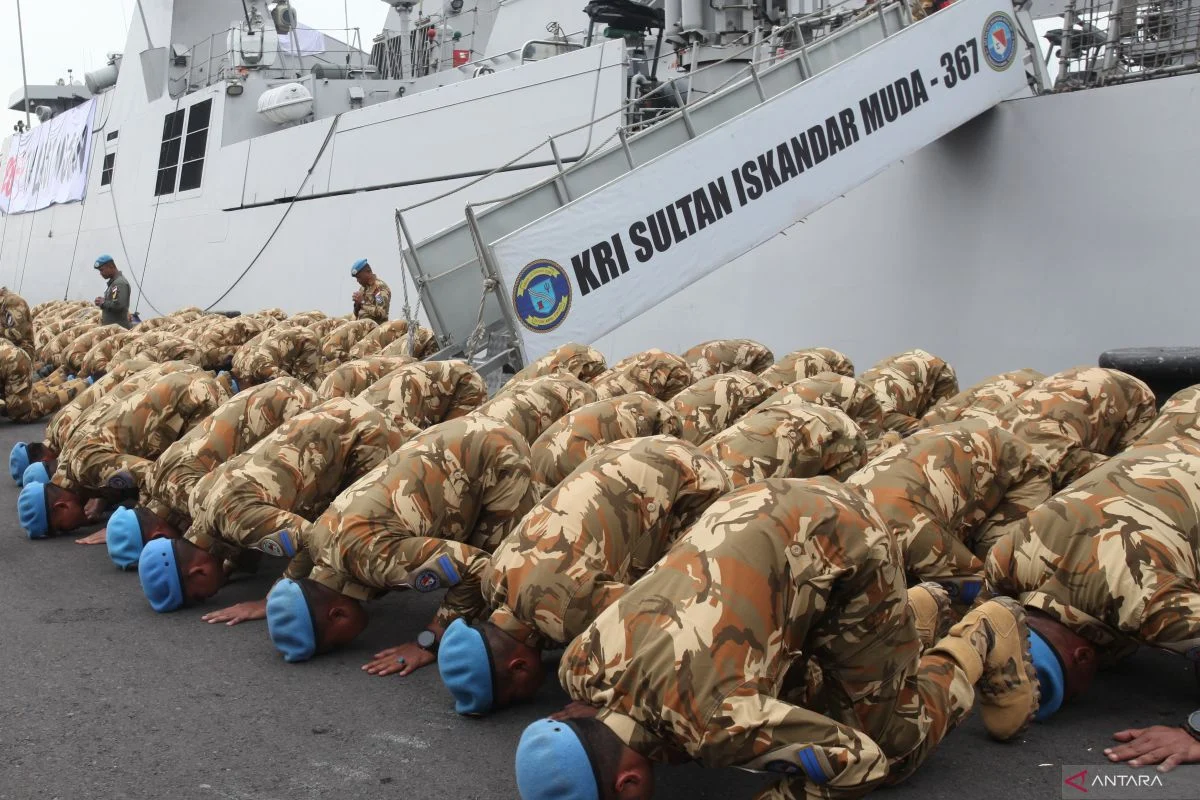 TNI Lepas 744 Personel Satgas Konga UNIFIL untuk Misi Perdamaian di Lebanon