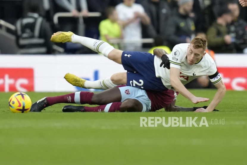 Tottenham Hotspur Tersangkut di Zona Merah, West Ham Meningkat Jarak: Drama Degradasi Liga Inggris Memanas
