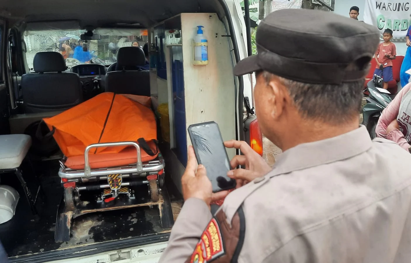 Tragedi Kereta di Bekasi Timur: 16 Tewas, Pemerintah dan DPR Mendesak Evaluasi Total Sistem Keselamatan
