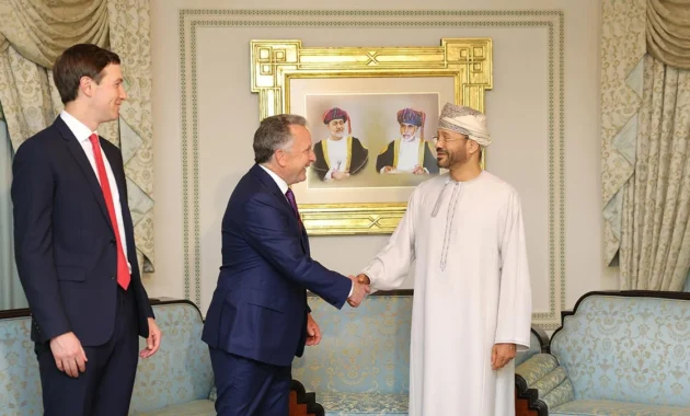 Trump Ancam Ledakkan Oman
