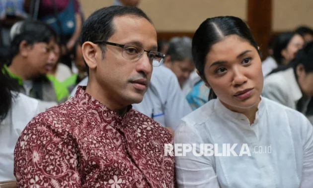 Usai Jalani Operasi, Nadiem Siap Bacakan Nota Pembelaan Atas Tuntutan 18 Tahun Penjara Usai Jalani Operasi, Nadiem Siap Bacakan Nota Pembelaan Atas Tuntutan 18 Tahun Penjara