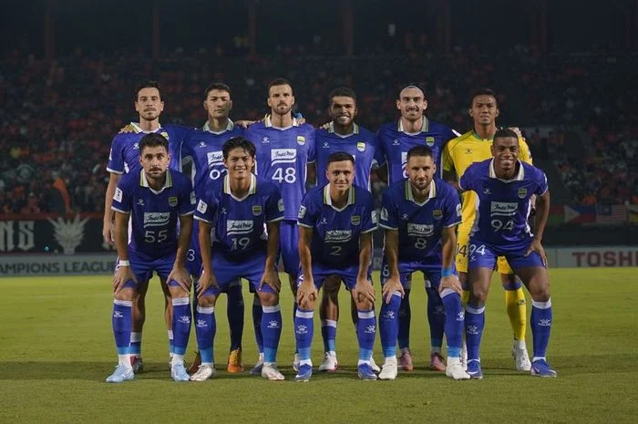 Usai Juara Super League, Persib Ganti Pelatih Baru