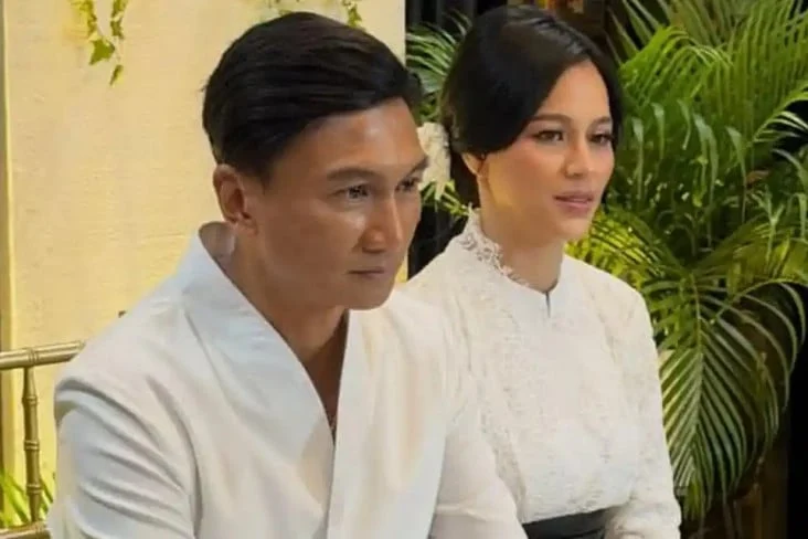 Usai Nikah, Anji Manji Unggah Pesan Haru untuk Mendiang Ibu dan Anaknya