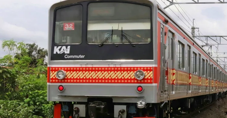 Usai tergenang, KRL lintas Kebayoran-Pondok Ranji kembali beroperasi