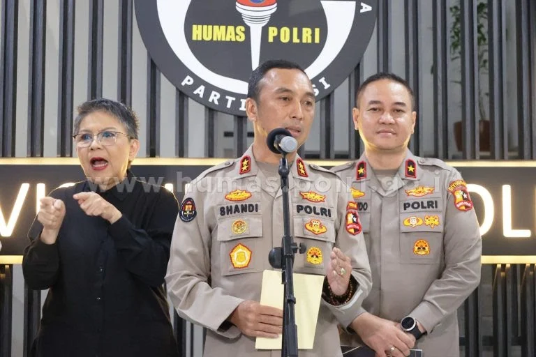 Usia Pensiun Polisi Ditingkatkan menjadi 60 Tahun, Menkum Sebut Sejalan dengan TNI, Jaksa, dan PNS