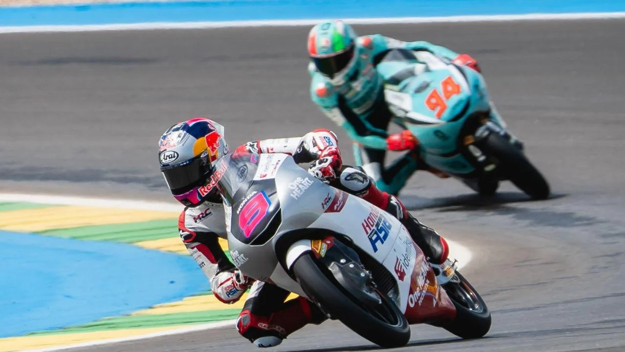 Veda Ega Tetap di Lima Besar Klasemen Usai Finis P8 di Moto3 Catalunya