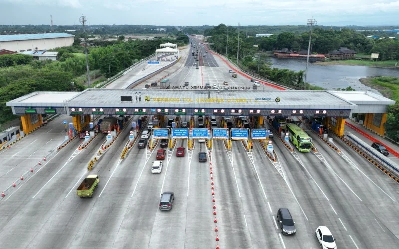 Volume Kendaraan di Tol Jakarta‑Cikampek Meningkat Saat Libur Panjang